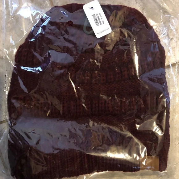 BEANIE UNISEX HAT - GREEN - Picture 3 of 4